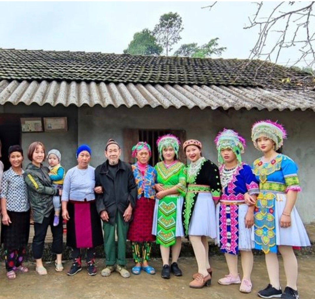 10-Day Cao Bang, Ban Gioc & Ha Giang Cycling Tour